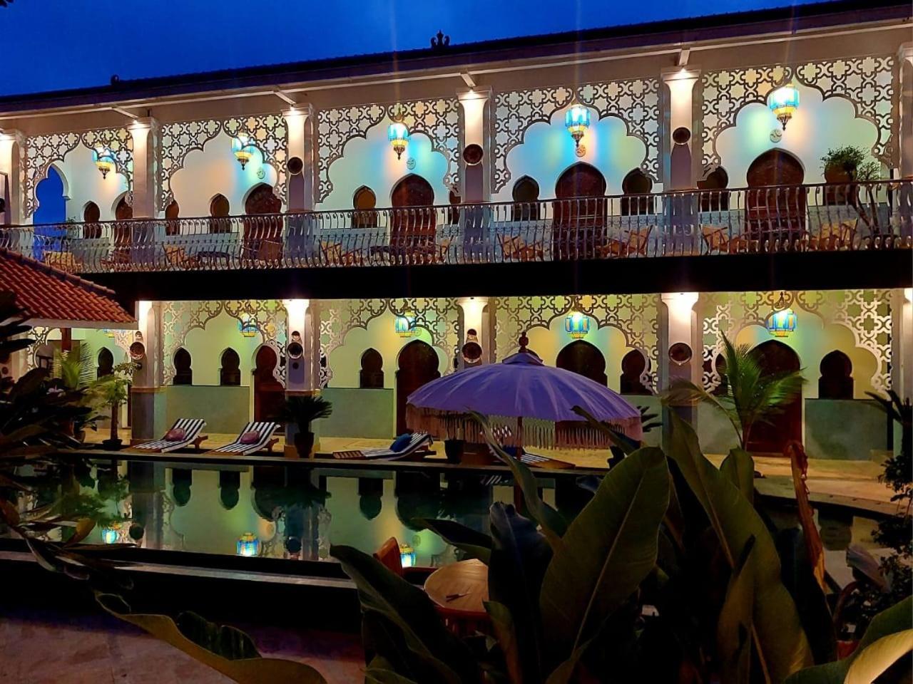 Blue Garden Boutique Hotel Jepara Dış mekan fotoğraf